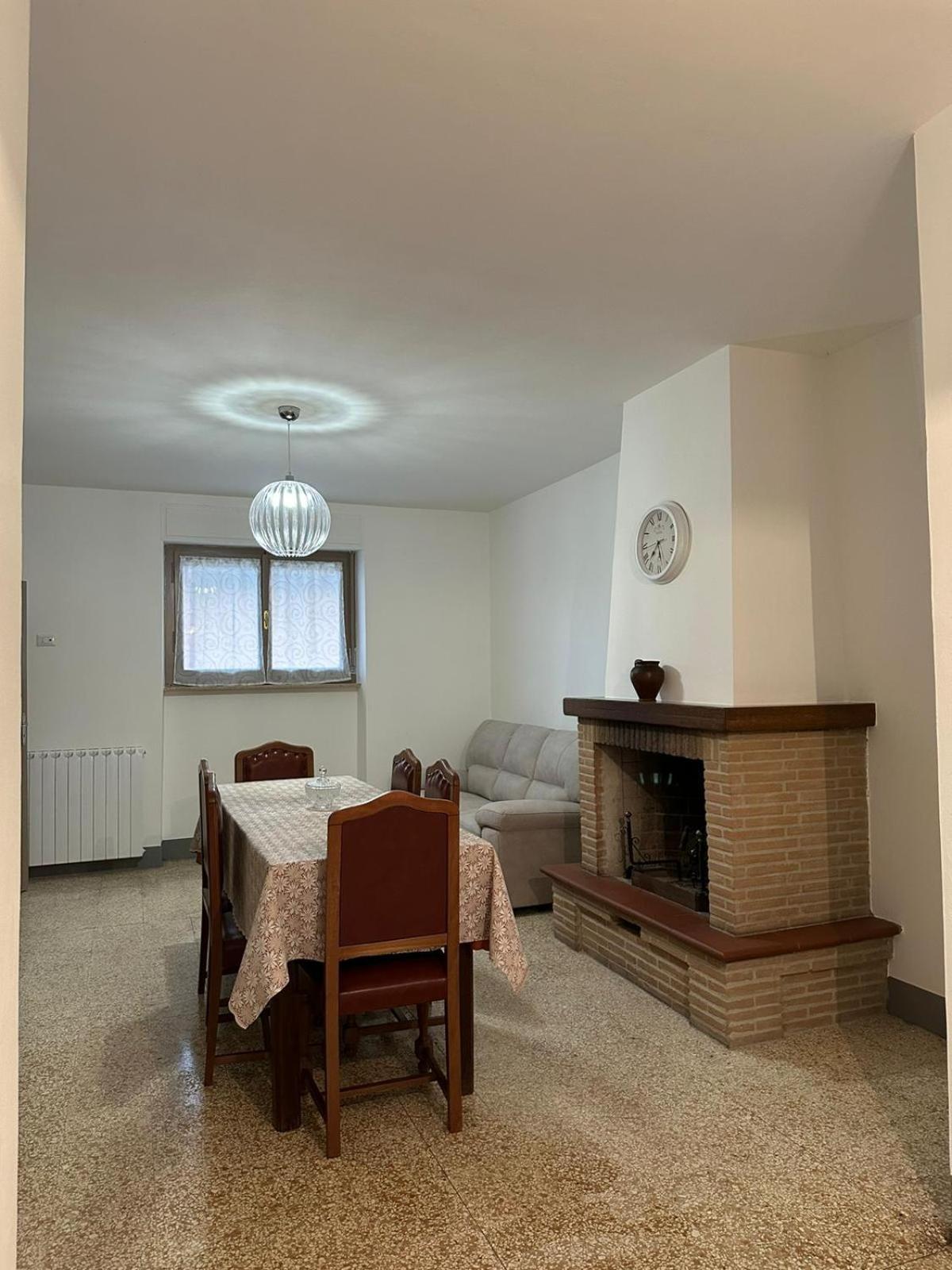 Casa Vacanze "La Torre" 카시아 외부 사진